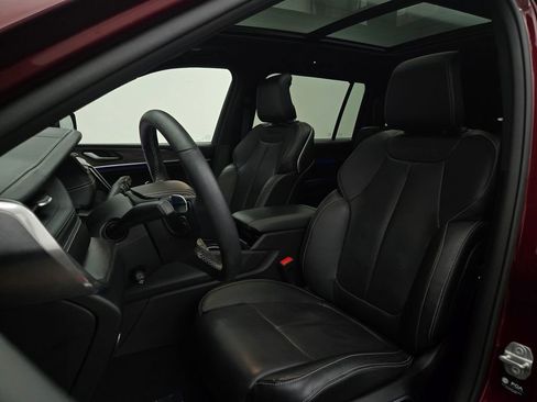 Used 2022 Jeep Grand Cherokee L Overland w/ Luxury Tech Group IV image 31