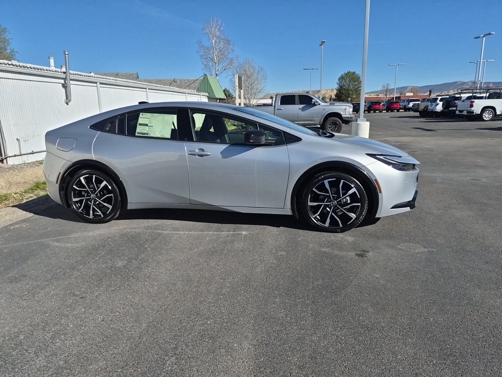 New 2026 Toyota Prius Plug-In Hybrid FWD image 2