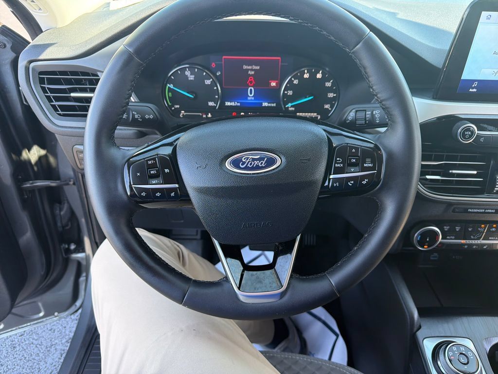Used 2022 Ford Escape SE w/ Convenience Package AWD/4WD image 19