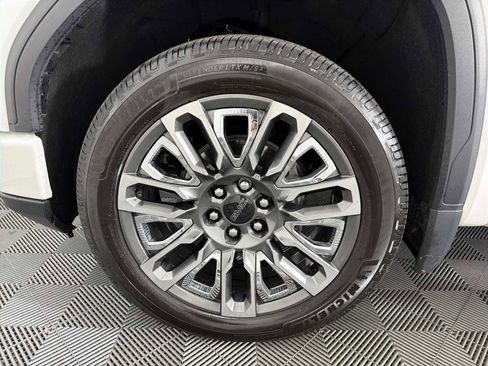 Certified 2024 GMC Sierra 1500 Denali Ultimate image 10