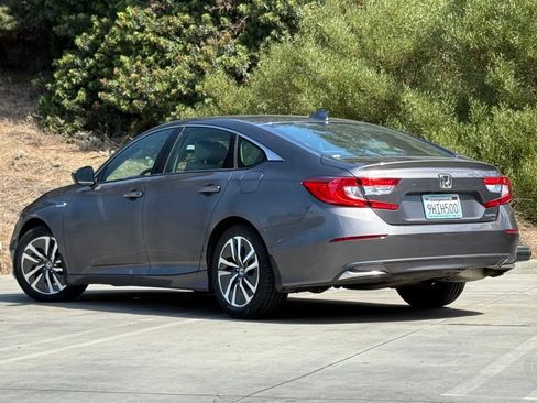 Used 2019 Honda Accord Hybrid image 2
