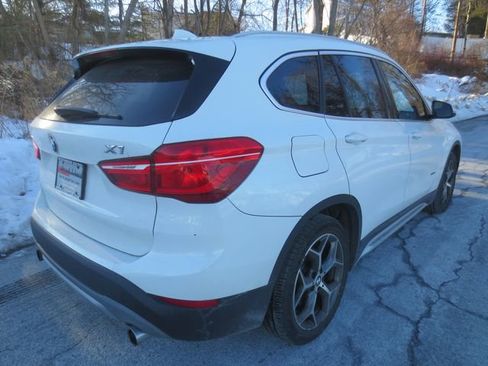 Used 2017 BMW X1 xDrive28i image 4