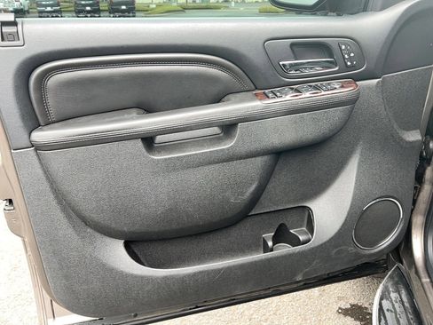 Used 2013 GMC Yukon Denali image 22