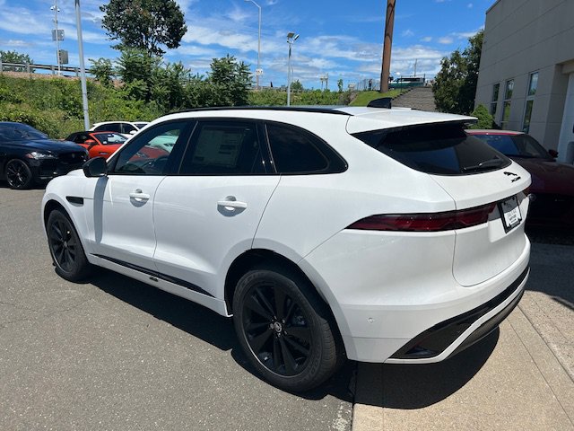 Used 2026 Jaguar F-PACE R-Dynamic S AWD/4WD image 4