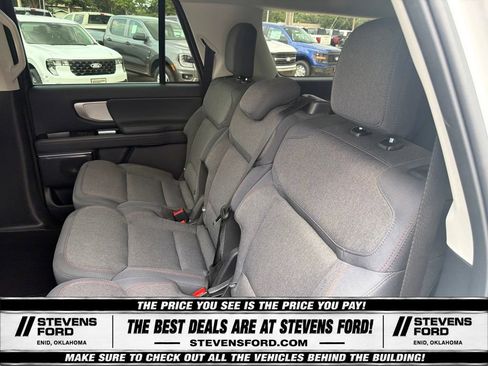 Used 2025 Ford Expedition Max Active AWD/4WD image 31