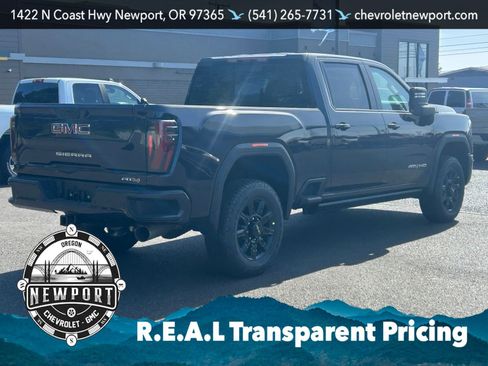 New 2026 GMC Sierra 2500 AT4 w/ AT4 Premium Plus Package AWD/4WD image 5