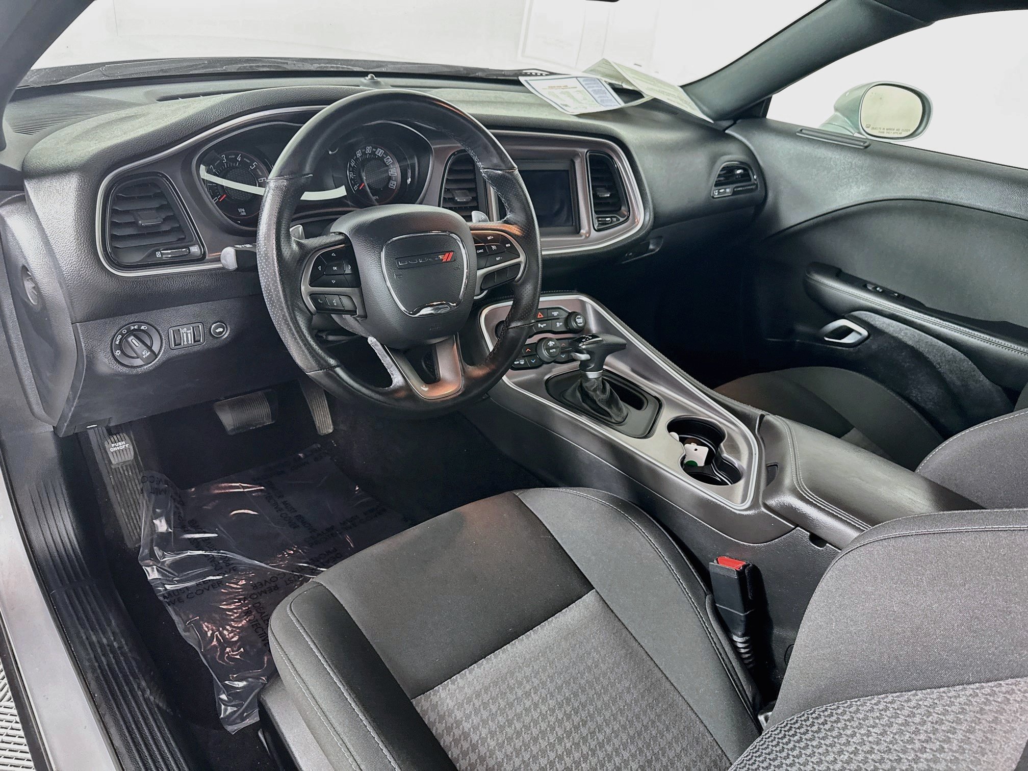 Used 2019 Dodge Challenger GT w/ Blacktop Package AWD/4WD image 18