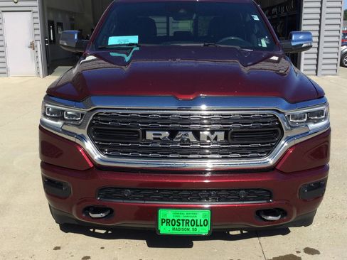 Used 2021 RAM 1500 Limited image 3