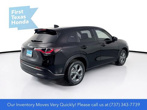 New 2027 Honda HR-V LX image 8