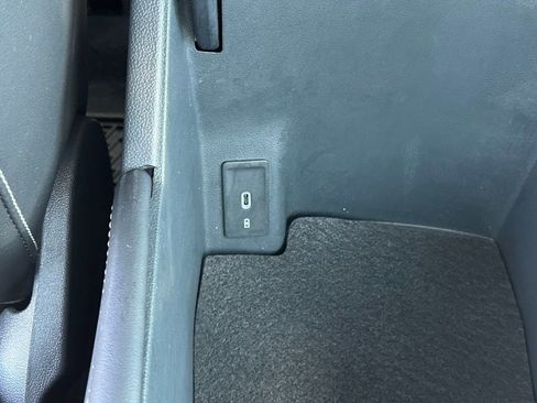 Certified 2024 Volkswagen Atlas SE image 49