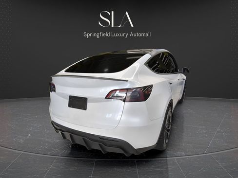 Used 2023 Tesla Model Y Performance AWD/4WD image 7