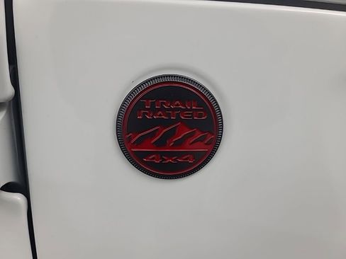 Used 2025 Jeep Wrangler Unlimited Rubicon AWD/4WD image 12