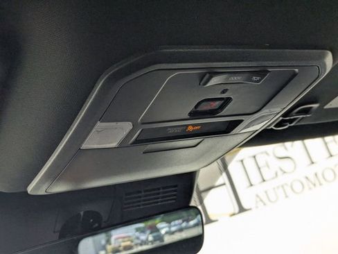 Used 2025 Toyota Tacoma TRD Sport AWD/4WD image 23