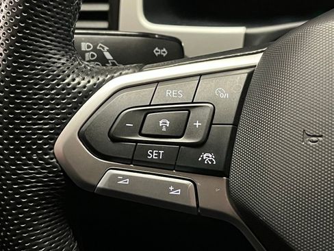 Certified 2023 Volkswagen Atlas SEL Premium AWD/4WD image 28