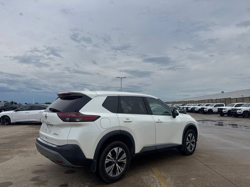 Used 2021 Nissan Rogue SV AWD/4WD image 21