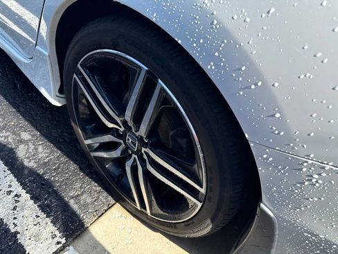 Used 2017 Honda Accord Sport Special Edition image 7