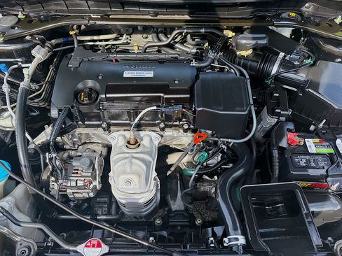 Used 2017 Honda Accord Sport Special Edition image 34