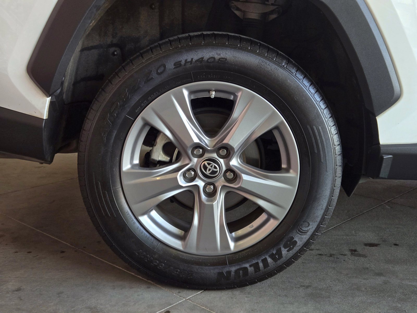 Certified 2024 Toyota RAV4 LE AWD/4WD image 7