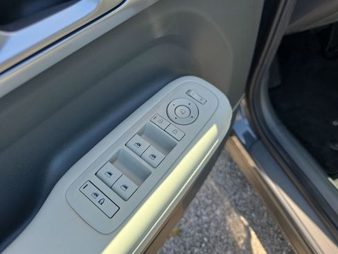 Used 2025 Hyundai Santa Fe Limited FWD image 19