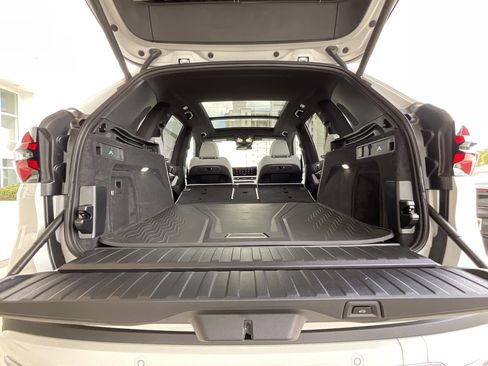 New 2026 BMW X5 sDrive40i image 31