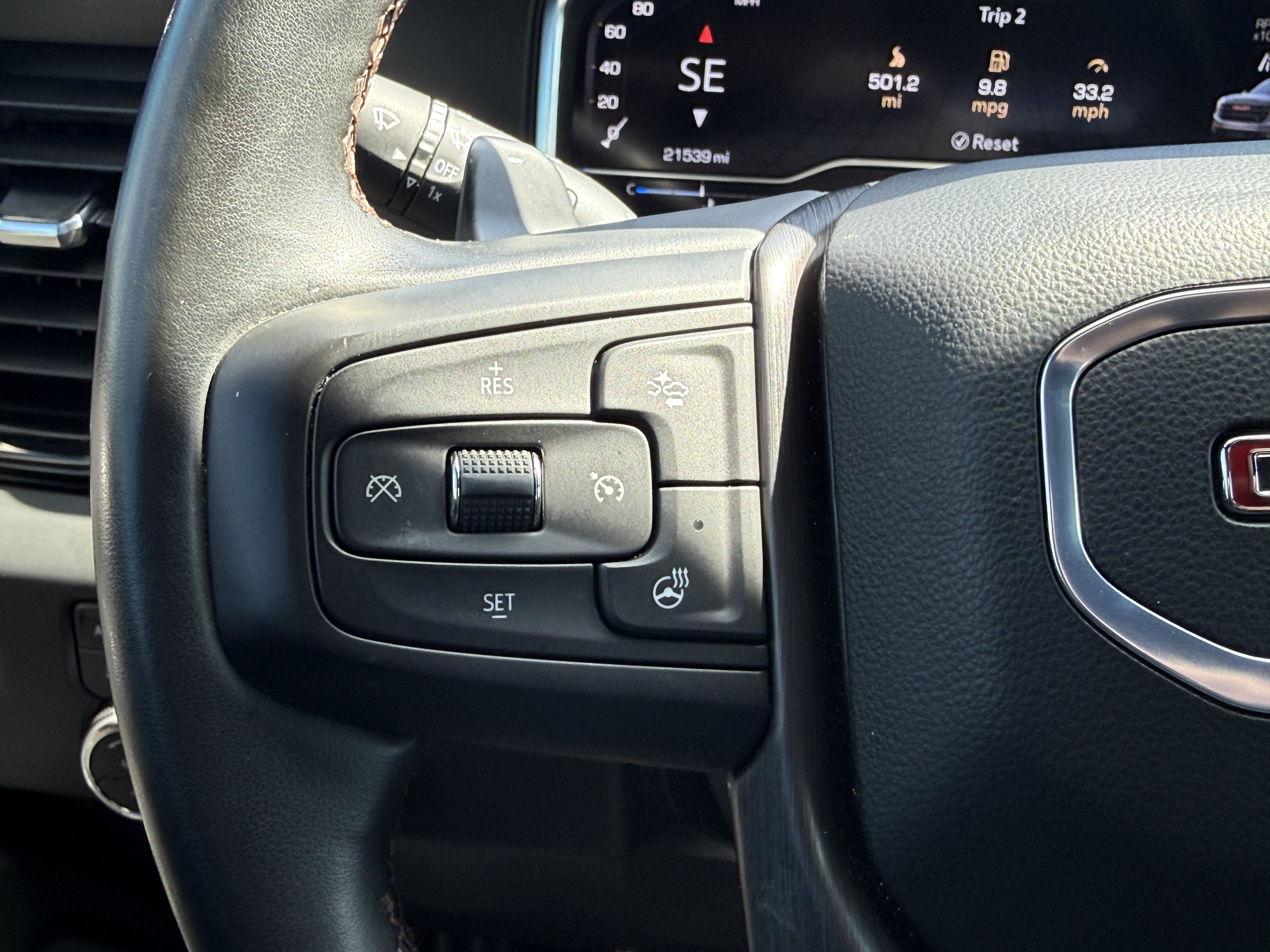 Used 2024 GMC Sierra 1500 AT4 w/ Technology Package AWD/4WD image 19