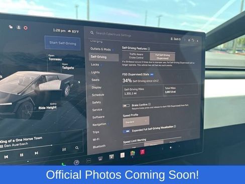 Used 2024 Tesla Cybertruck AWD Crew Cab image 4