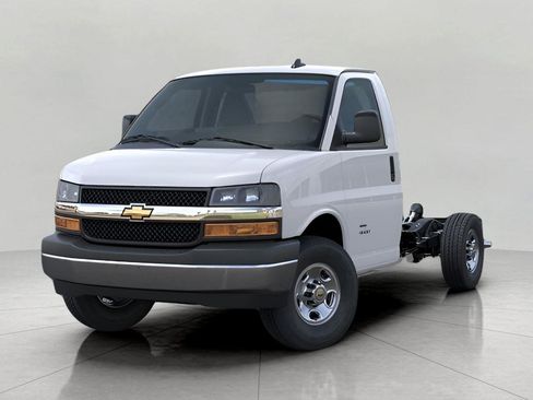 New 2025 Chevrolet Express 3500 w/ Power Convenience Package RWD image 16