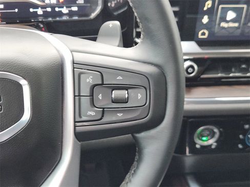 Used 2023 GMC Sierra 1500 SLT image 26