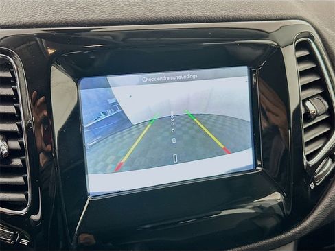 Used 2019 Jeep Compass Altitude image 13