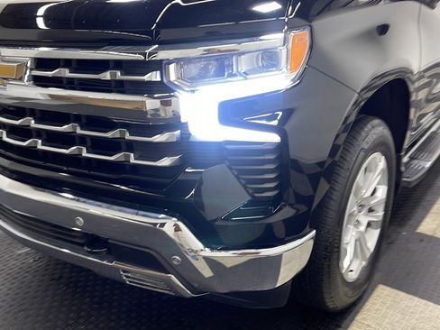 Used 2025 Chevrolet Silverado 1500 LTZ w/ LTZ Premium Package AWD/4WD image 27
