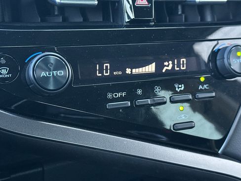 Certified 2024 Toyota Camry SE w/ Convenience Package FWD image 19
