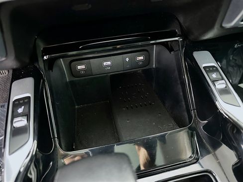 Used 2021 Kia Sorento SX image 23