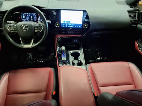 Used 2023 Lexus NX 250 FWD w/ Towing Package (2000 Lbs) image 15