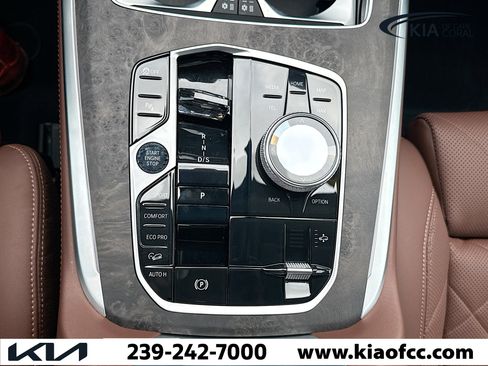 Used 2023 BMW X7 xDrive40i w/ Executive Package AWD/4WD image 32