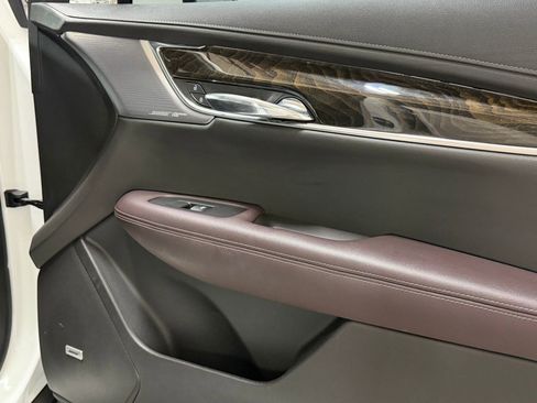 Used 2021 Cadillac XT6 Premium Luxury FWD image 48