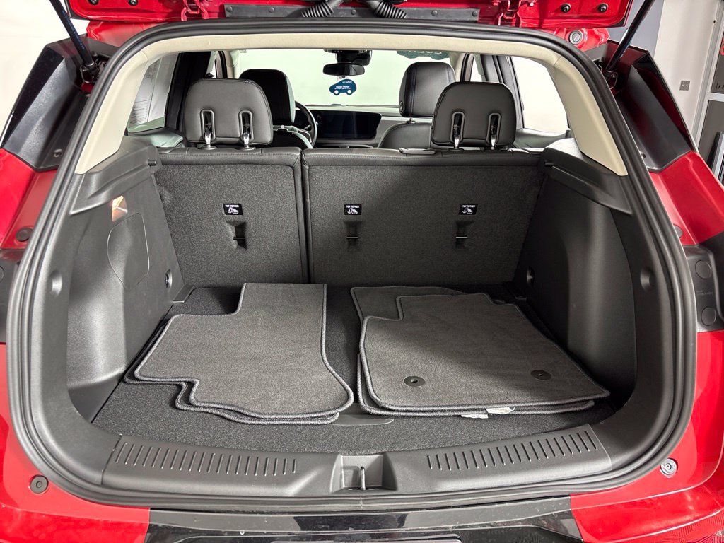 Certified 2026 Buick Encore GX Sport Touring w/ Comfort Package FWD image 17