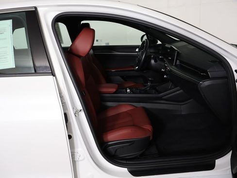Used 2025 Kia K5 GT-Line w/ GT-Line Premium Package FWD image 30