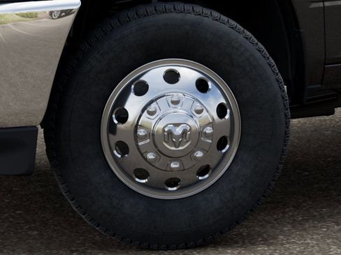 New 2026 RAM 3500 Big Horn AWD/4WD image 9