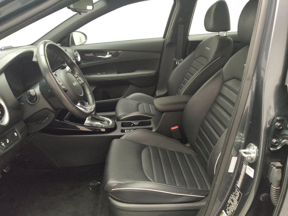 Used 2024 Kia Forte GT-Line w/ GT-Line Premium Package FWD image 17