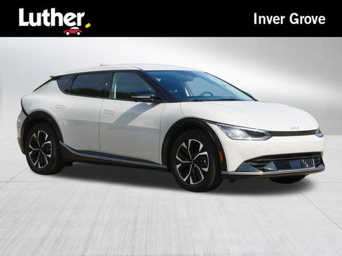 Used 2024 Kia EV6 Wind w/ Wind Technology Package AWD/4WD image 1