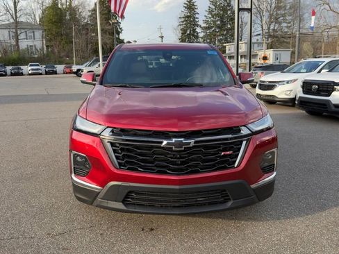 Used 2023 Chevrolet Traverse RS image 13