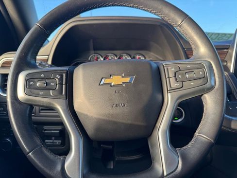 Used 2021 Chevrolet Suburban LT w/ Max Trailering Package image 19