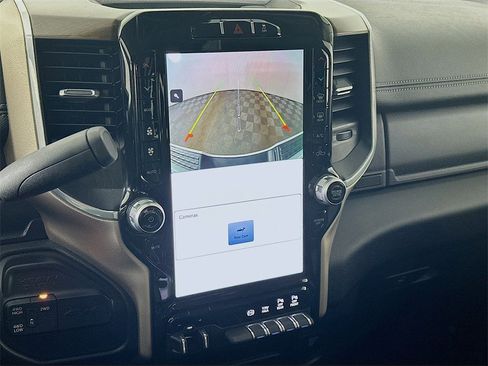 Used 2024 RAM 2500 Laramie image 20