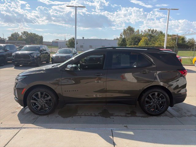 Used 2023 Chevrolet Equinox RS FWD image 4