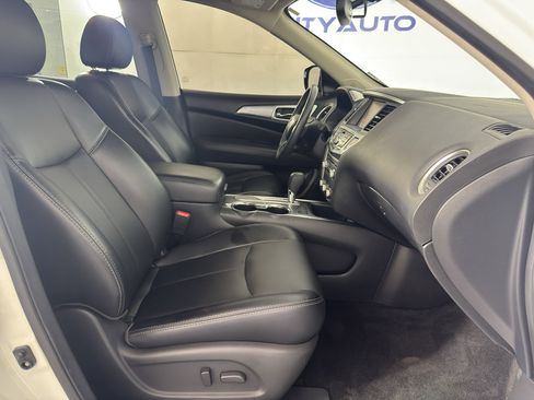 Used 2017 Nissan Pathfinder SL w/ SL Tech Package image 42