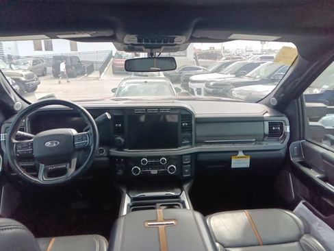 Used 2023 Ford F250 Platinum w/ Tremor Off-Road Package AWD/4WD image 5