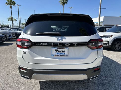 New 2026 Honda Pilot EX-L image 7