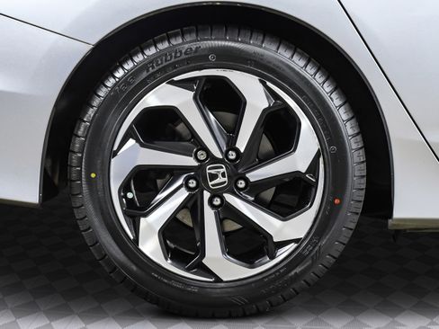 Used 2017 Honda Accord EX-L image 29