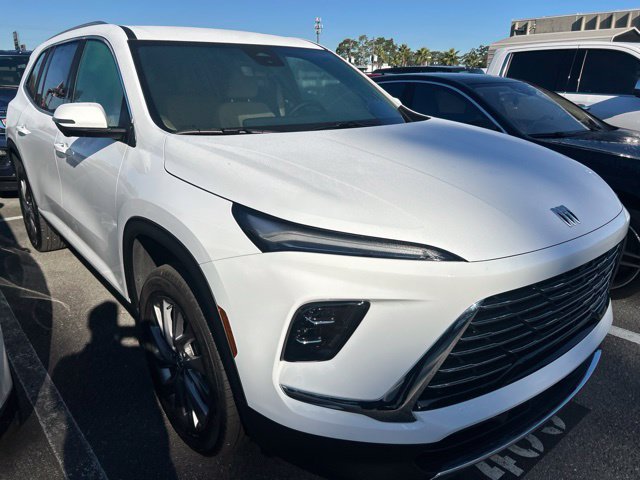 Used 2026 Buick Enclave Preferred w/ Power Package FWD image 3