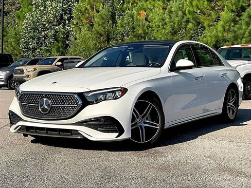 Used 2026 Mercedes-Benz E 350 Sedan image 2